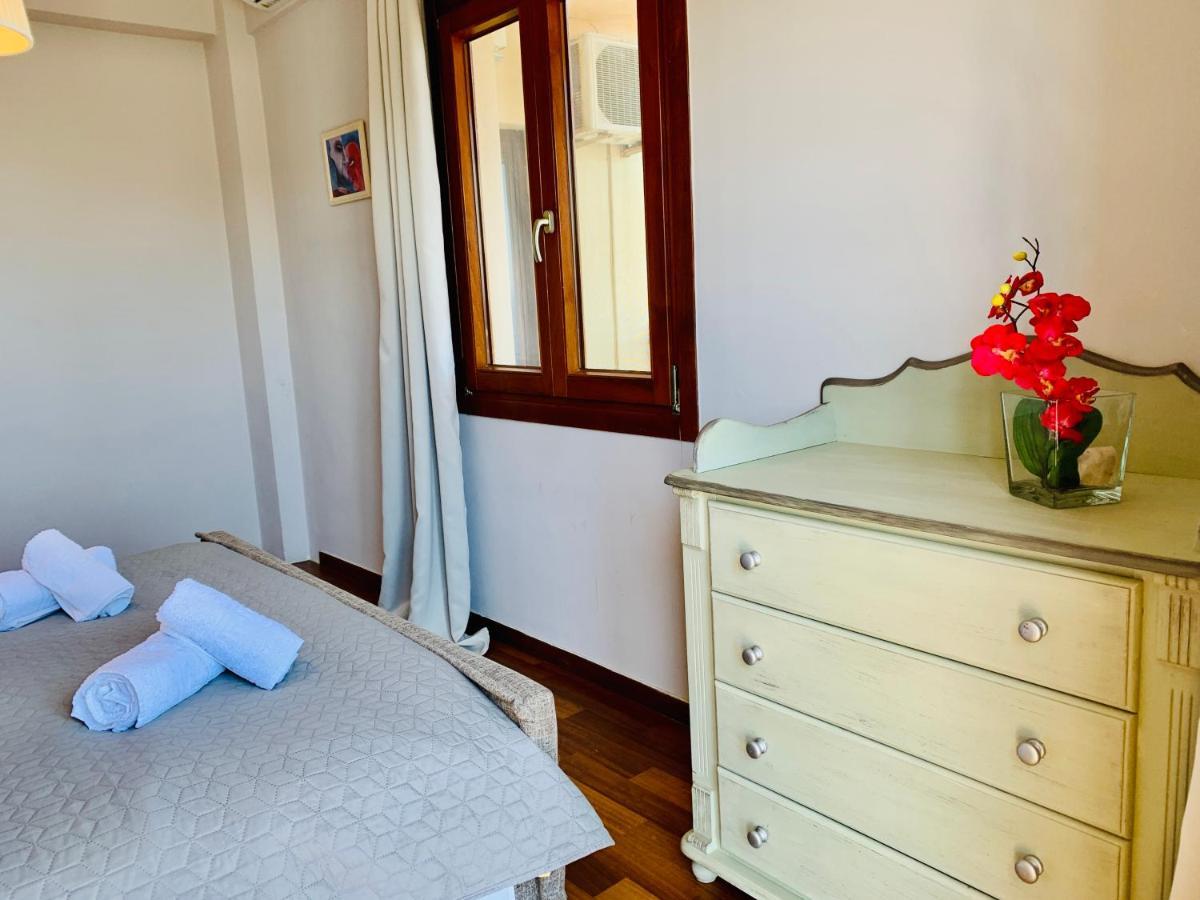 Villa Kalli - Porto Ennia Vromopousi 외부 사진